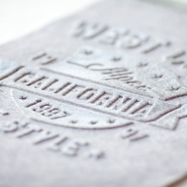 Тиснение (эмбоссинг) на крой - Saliteks Тиснение (эмбоссинг) на крой